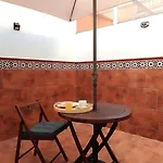 Nyaraló Gloria Fuertes *